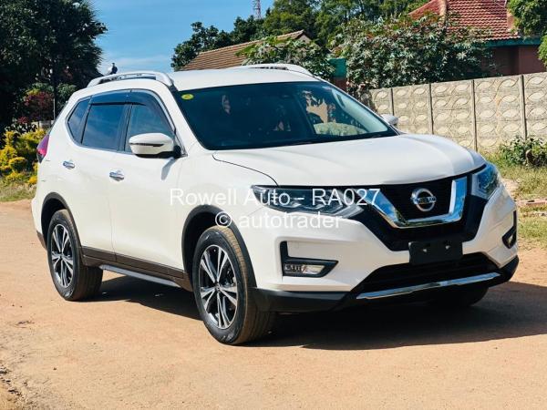 2018 - Nissan  X-Trail