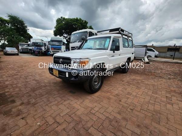 2008 - Toyota Land Cruiser 2008 - Toyota Land Cruiser