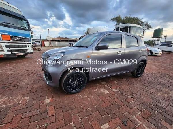2023 - Toyota  Vitz