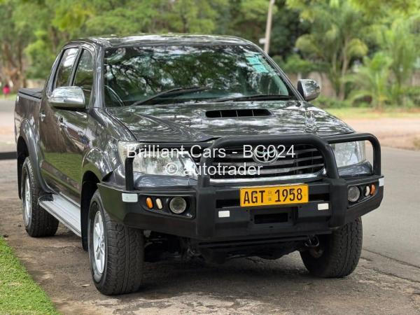 2012 - Toyota  Hilux