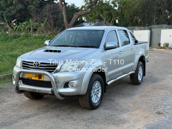 2014 - Toyota  Hilux D4D