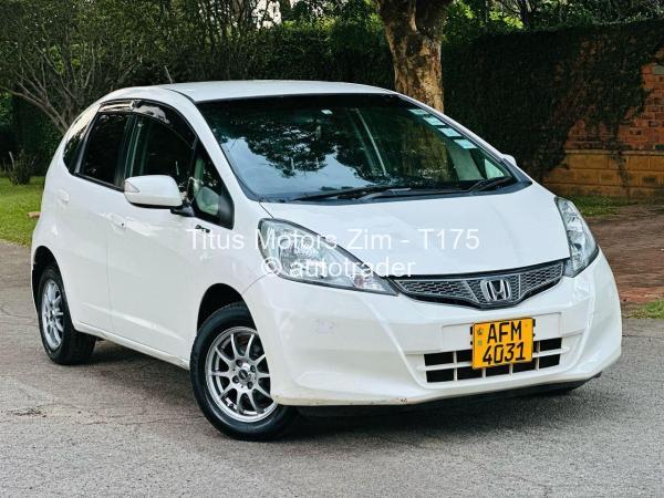 2013 - Honda Fit 2013 - Honda Fit