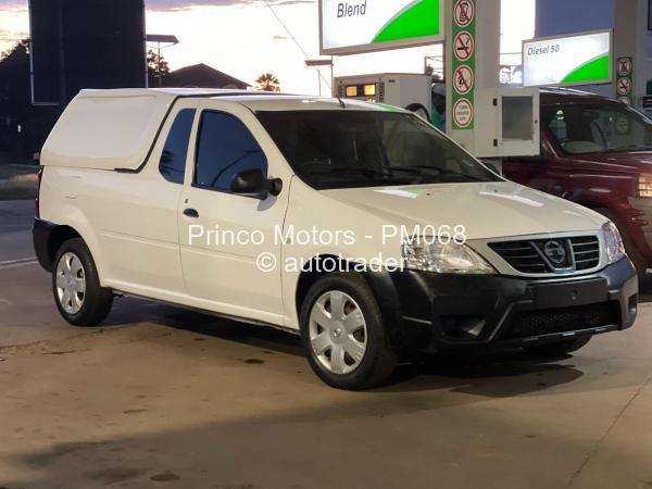 2014 - Nissan NP200 2014 - Nissan NP200