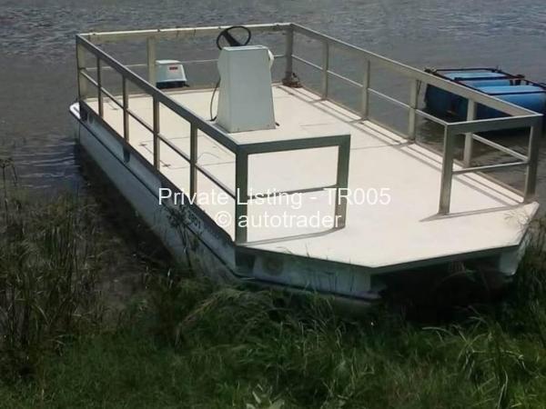 Bazooka pontoon