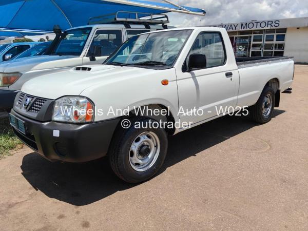 2019 - Nissan NP300 Hardbody 2019 - Nissan NP300 Hardbody