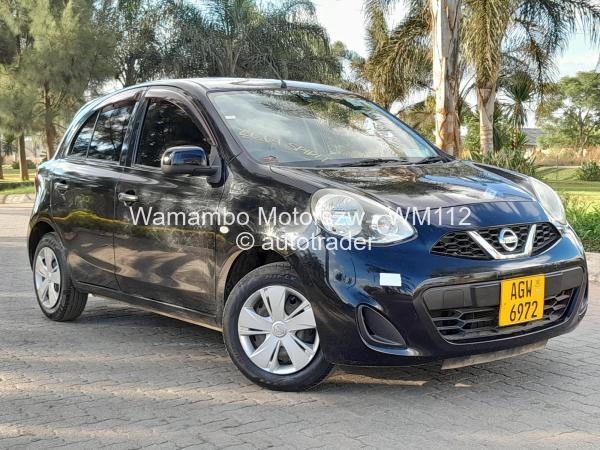 2015 - Nissan  March