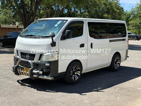 2014 - Nissan  NV350