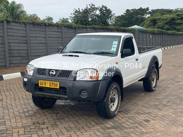 2021 - Nissan NP300 Hardbody 2021 - Nissan NP300 Hardbody