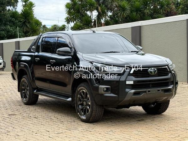 2022 - Toyota  Rocco Revo