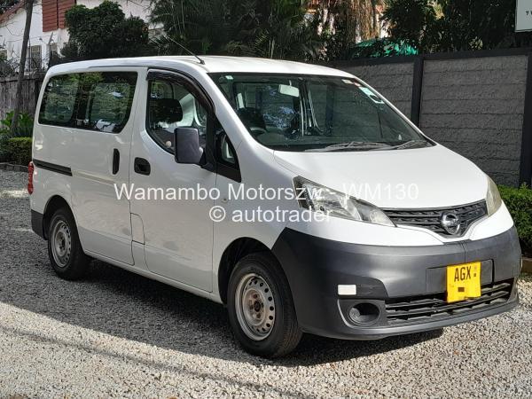 2014 - Nissan NV200 2014 - Nissan NV200