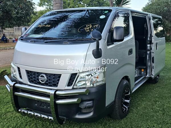 2017 - Nissan  NV350