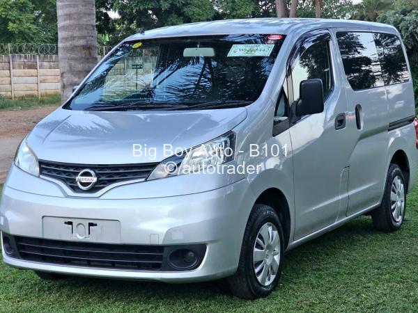 2016 - Nissan  NV200