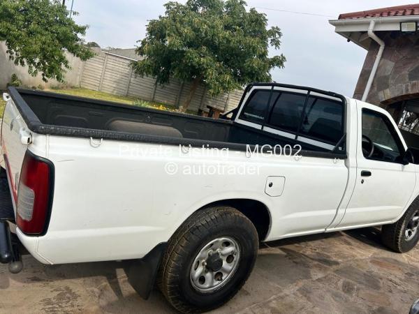 2017 - Nissan NP300 Hardbody 2017 - Nissan NP300 Hardbody