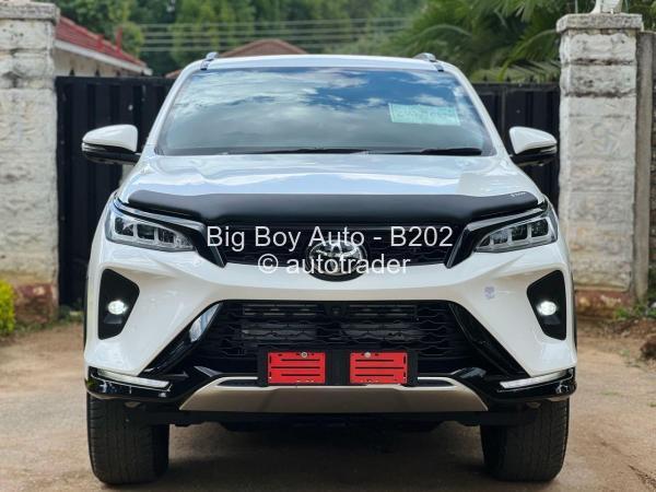 2024 - Toyota  Fortuner