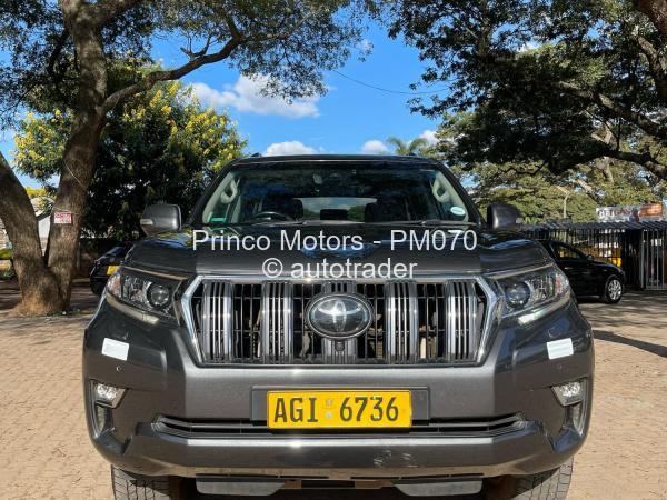 2019 - Toyota  PRADO VXL