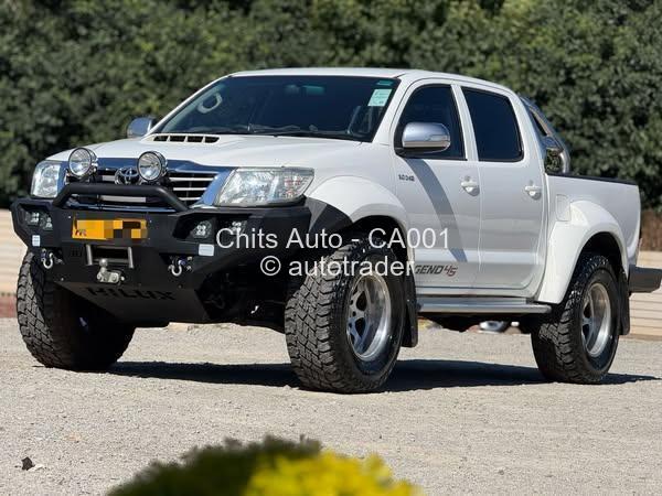 2015 - Toyota  Hilux