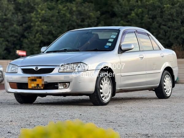 2000 - Mazda  Familia