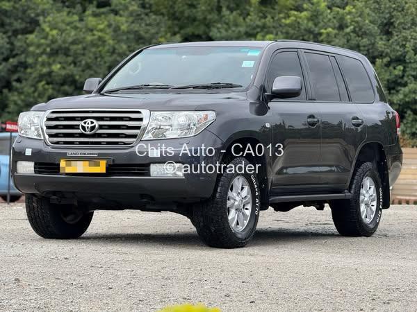 2010 - Toyota  Land Cruiser