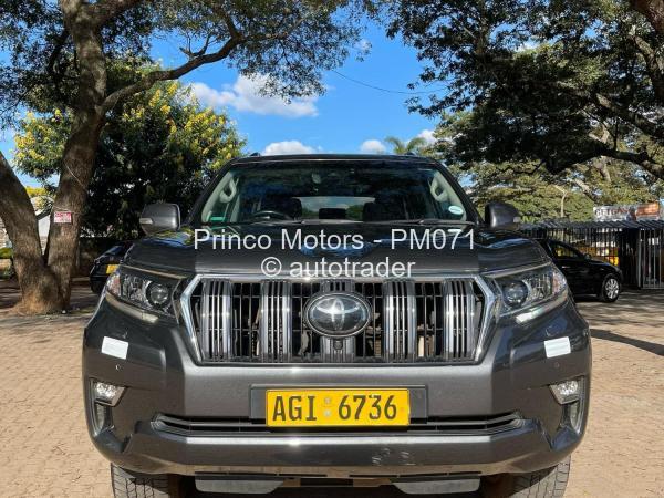 2019 - Toyota  PRADO VXL