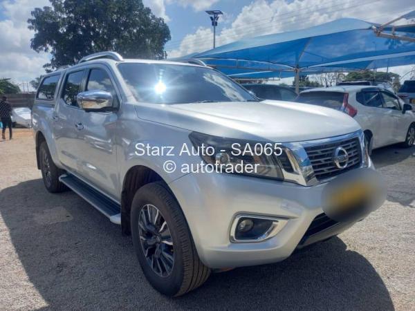 2020 - Nissan Navara 2020 - Nissan Navara