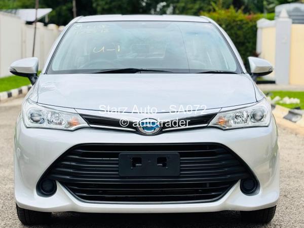 2015 - Toyota  Axio