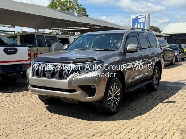 2021 - Toyota  Prado