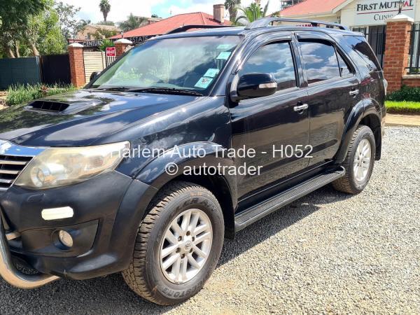 2011 - Toyota  Fortuner