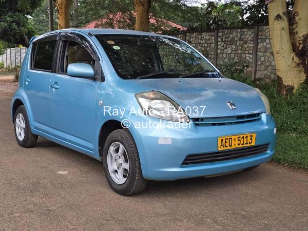 2015 - Toyota  Passo