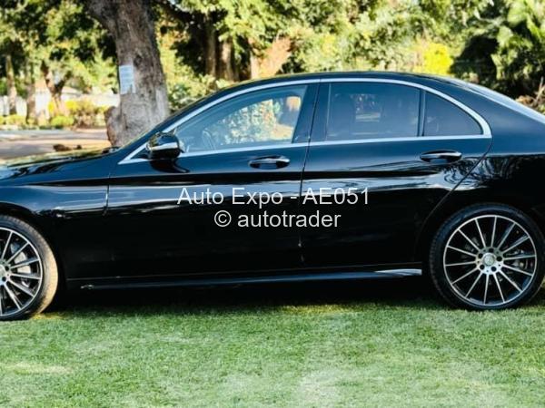 2017 - Mercedes Benz C250
