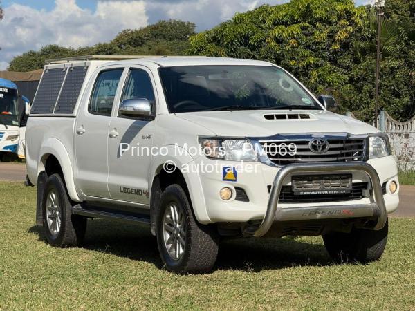 2015 - Toyota  Hilux D4D