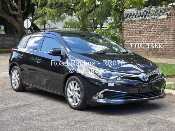 2015 - Toyota Auris 2015 - Toyota Auris