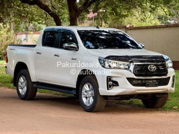 2018 - Toyota  Hilux