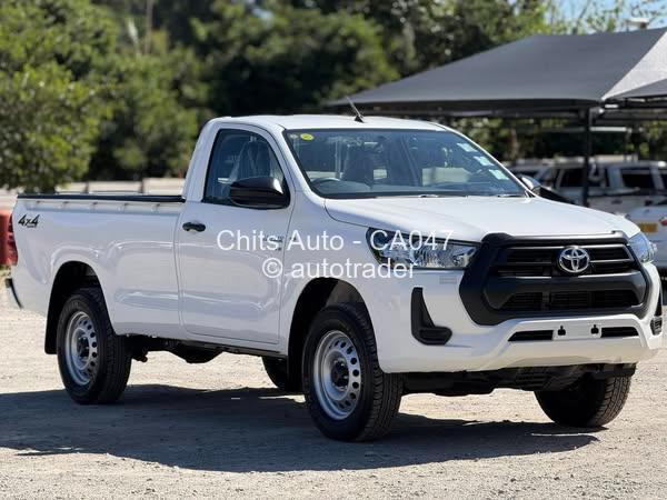 2024 - Toyota  Hilux