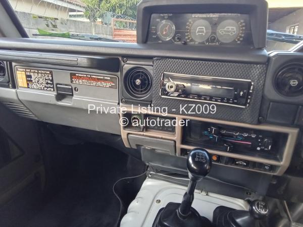 1990 - Toyota Land Cruiser 1990 - Toyota Land Cruiser