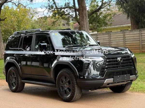 2025 - Lexus  GX550