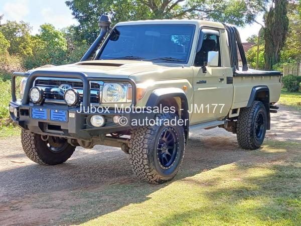 2023 - Toyota  Land Cruiser 79