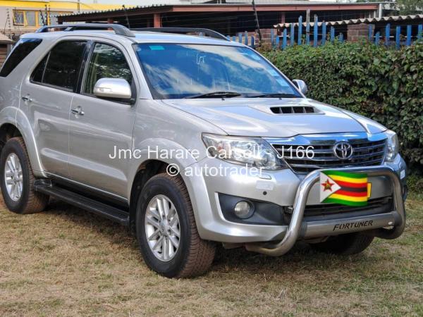 2013 - Toyota  Fortuner