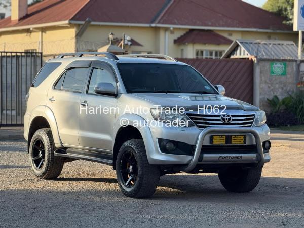 2013 - Toyota Fortuner 2013 - Toyota Fortuner
