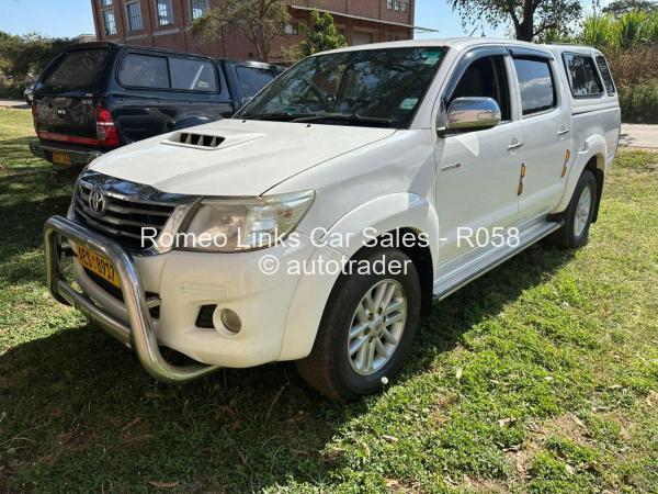 2014 - Toyota  Hilux D4D