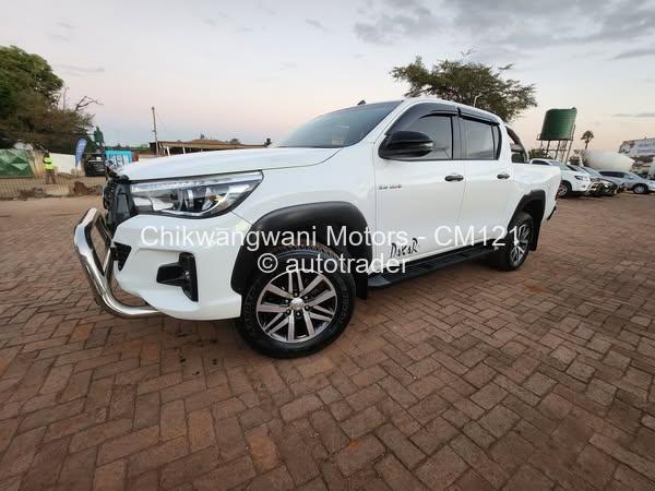 2018 - Toyota Hilux 2018 - Toyota Hilux
