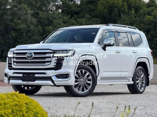 2022 - Toyota  Land Cruiser