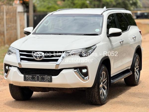 2019 - Toyota Fortuner 2019 - Toyota Fortuner