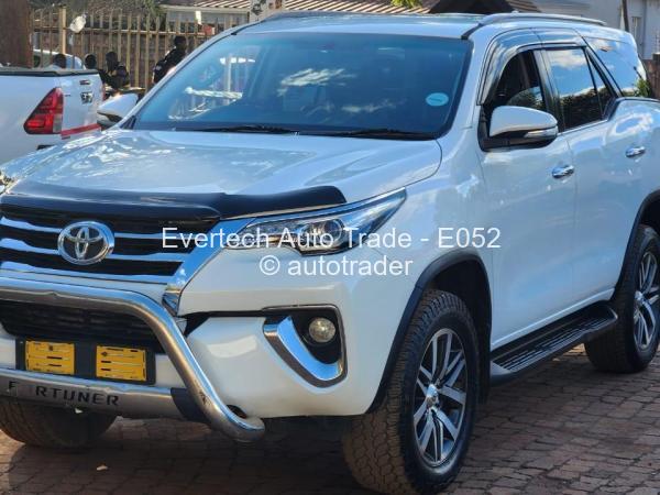 2017 - Toyota  Fortuner