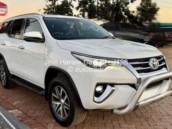 2020 - Toyota Fortuner 2020 - Toyota Fortuner