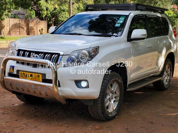 2013 - Toyota  Land Cruiser Prado