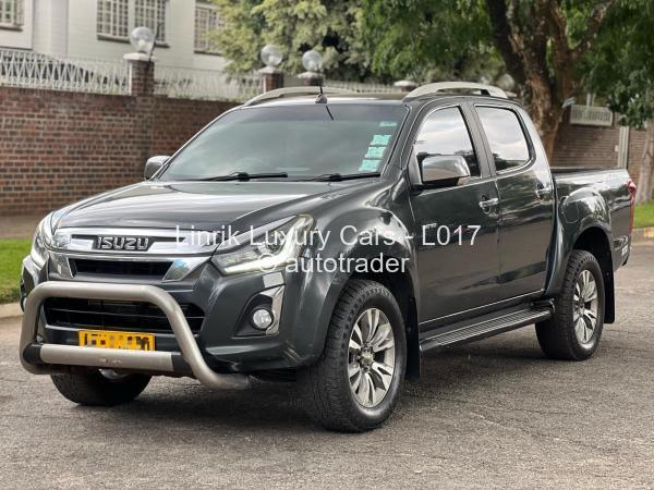 2013 - Isuzu  D-Max