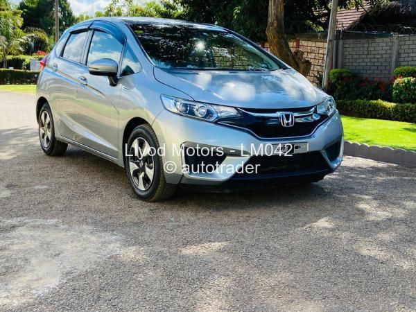 2016 - Honda Fit