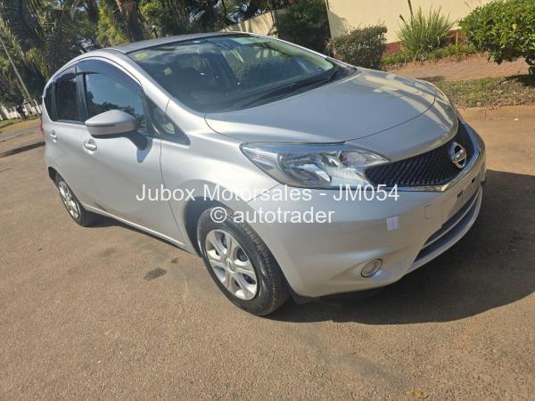 2015 - Nissan  Note