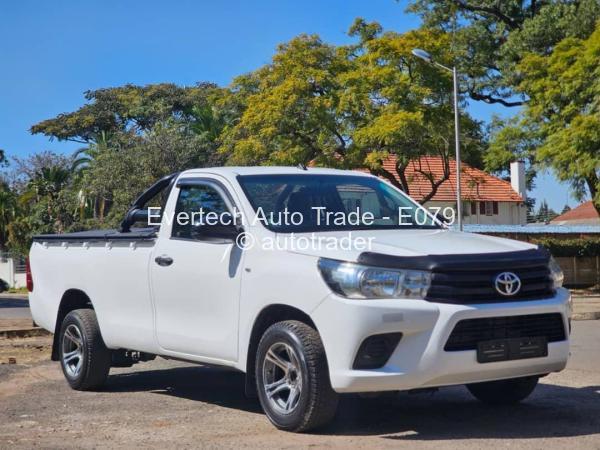 2016 - Toyota  Hilux