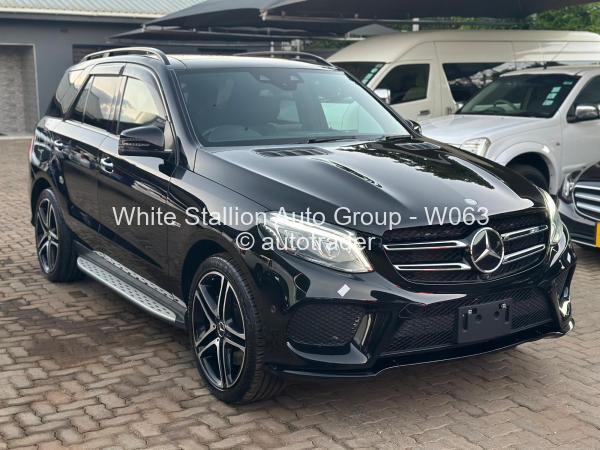 2017 - Mercedes Benz GLE